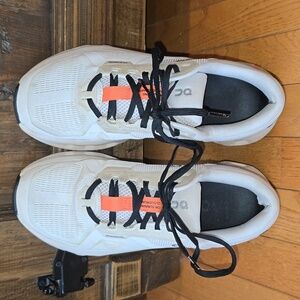 ON Running Cloudtec Ladies 8.5